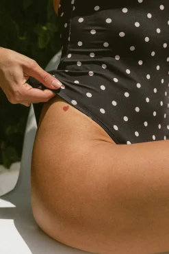 Une pièce Bel azur^Ysé Sale
